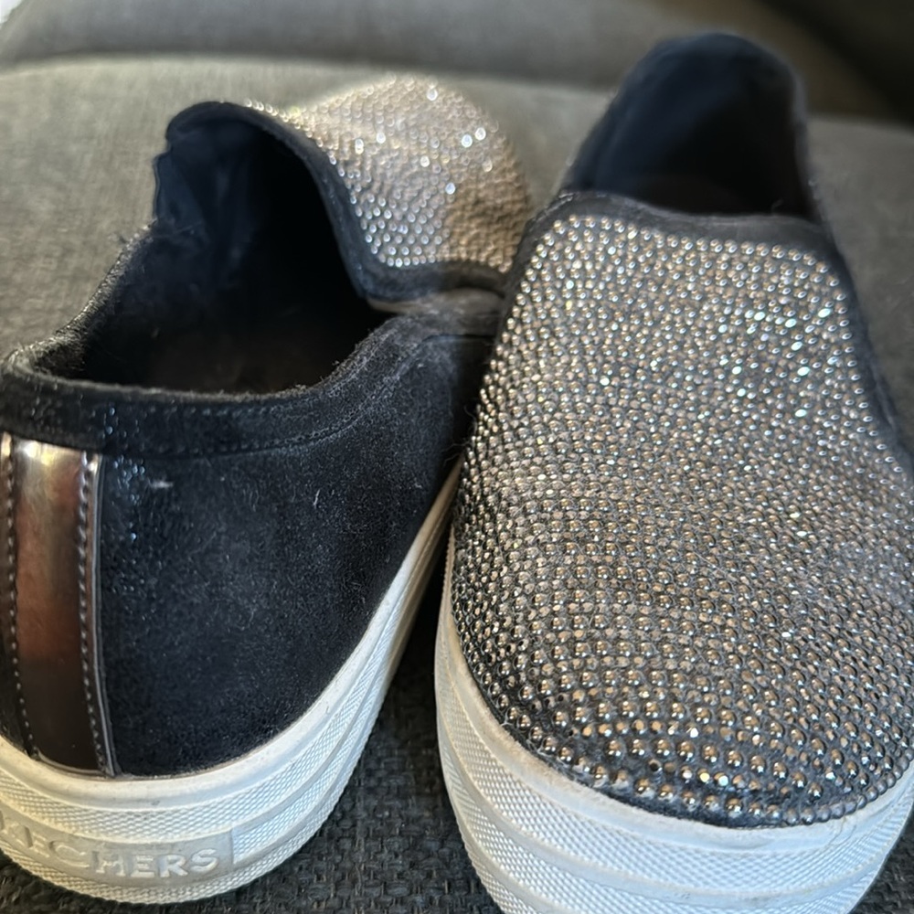 Woman’s Sketcher Slip On Memory Foam Shoe Size 9 … - image 3